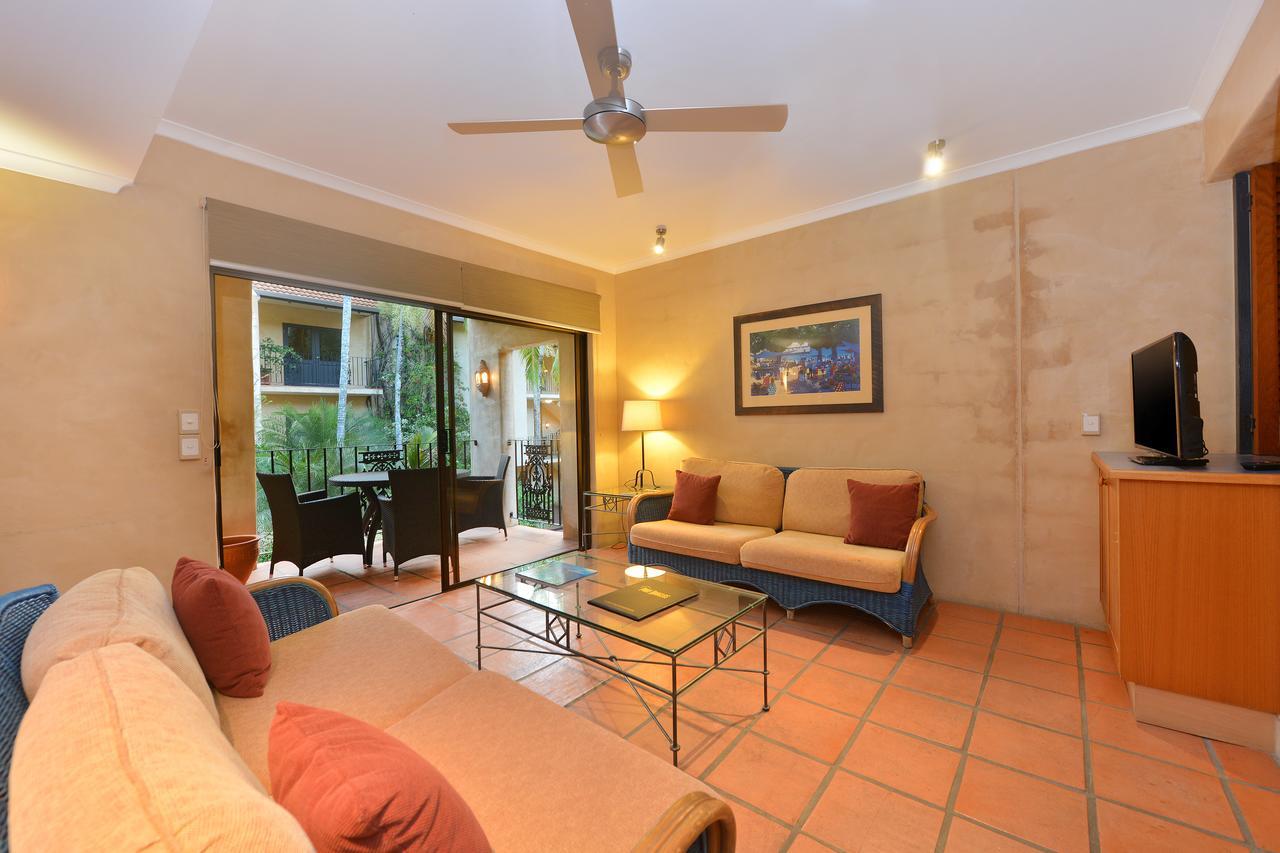 Seascape Apartments At Villa San Michele Port Douglas Exterior photo