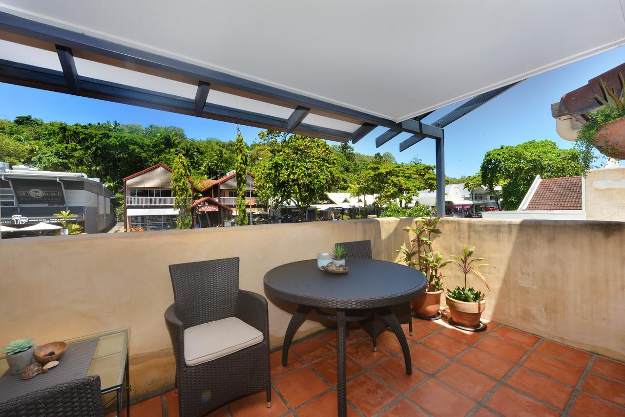 Seascape Apartments At Villa San Michele Port Douglas Exterior photo