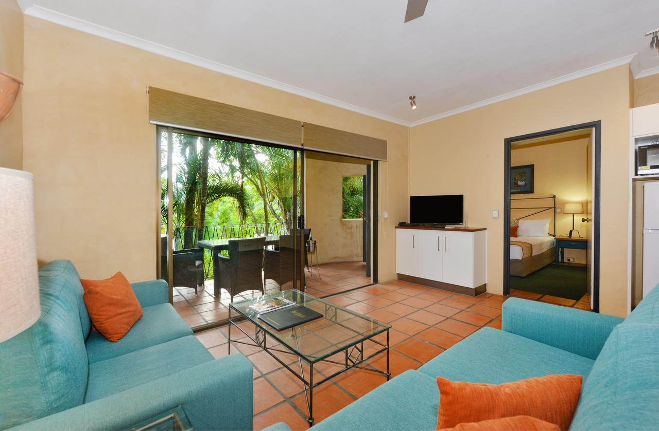 Seascape Apartments At Villa San Michele Port Douglas Exterior photo